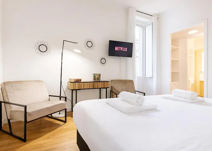 Elegantis Monti Royal With Private Terrace * Roma